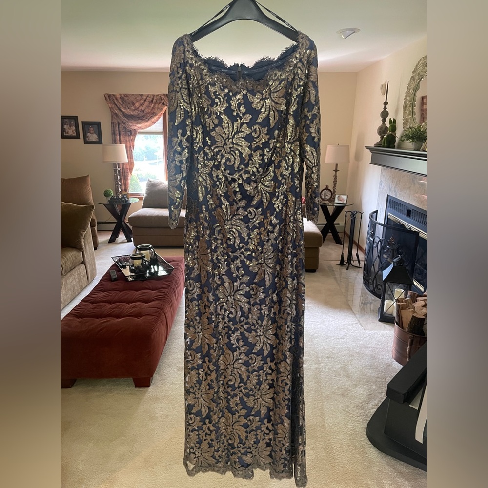 Tadashi Shoji Size 12 Dress Navy and Gold Lace Long Sleeve